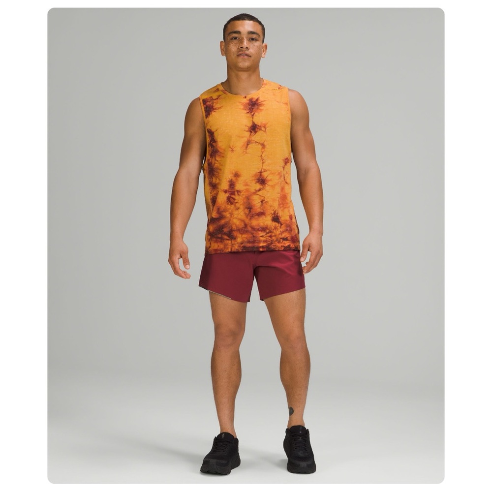 β
Lululemon Menβs Metal Vent Tech 2.0 Tie Dye Tank Top - Orange/Yellow β
- Picture 17 of 17
